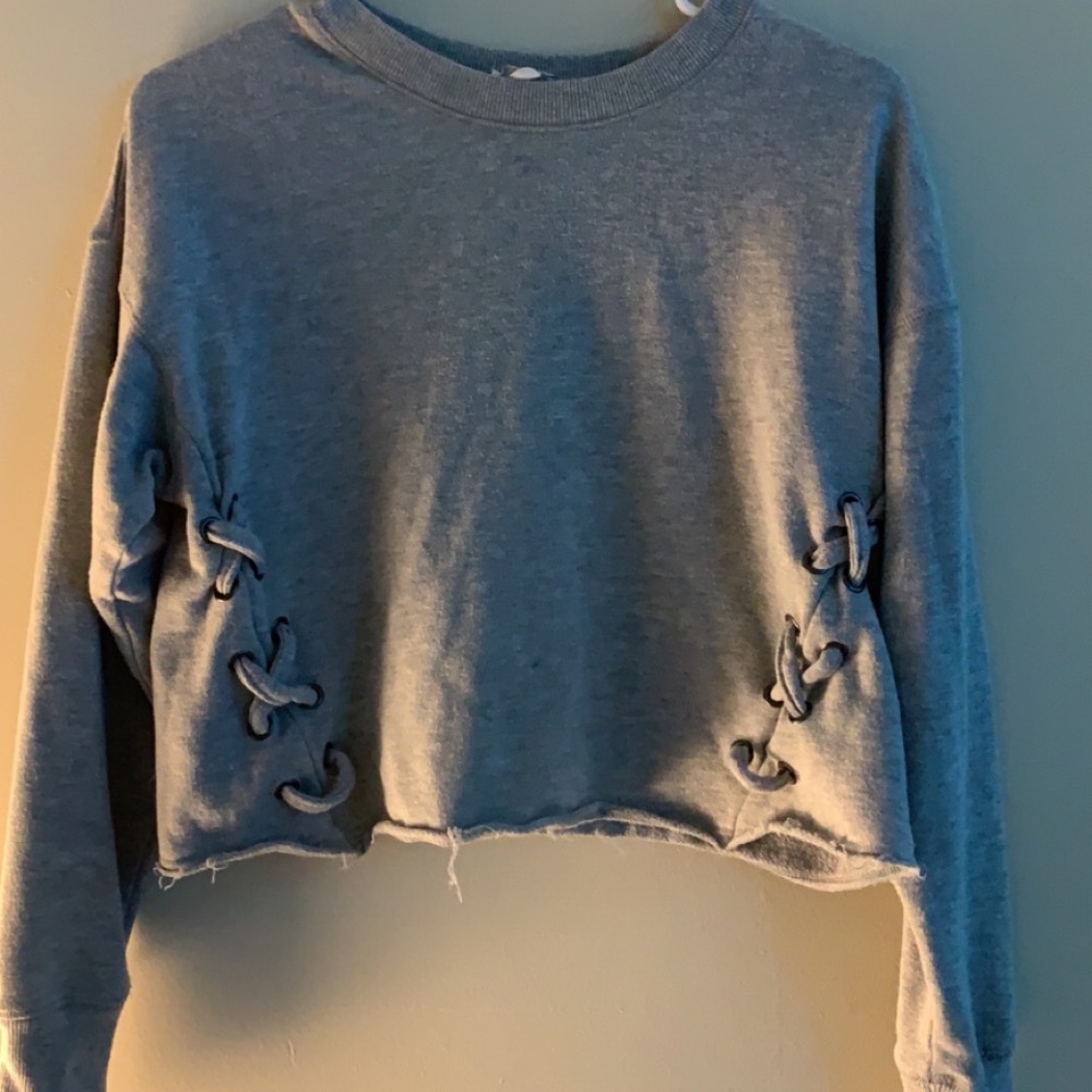 Grey long sleeve crop ( Pink Rose) XS